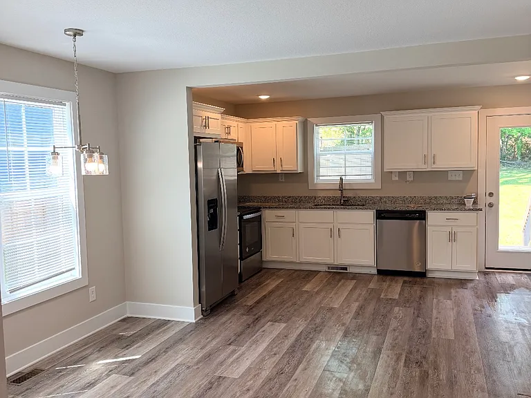 416A Oak St — Photo 13