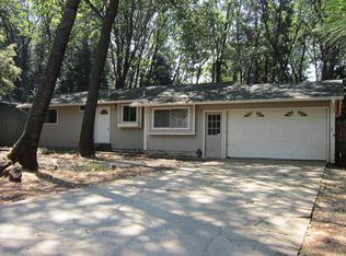 13716 W Park Dr, Magalia, CA 95954