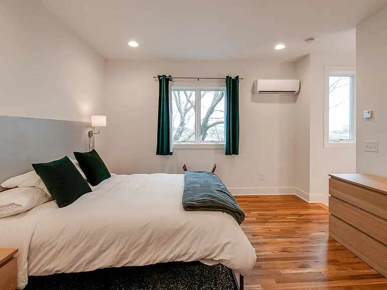 2513 White Ave #5 — Photo 8