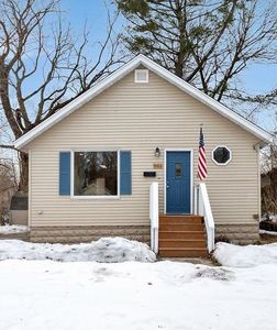 901 W Grand Ave, Muskegon, MI, 49441