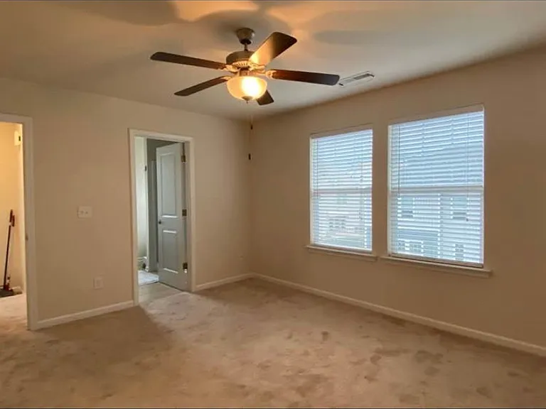 8517 Sharonbrook Dr — Photo 28