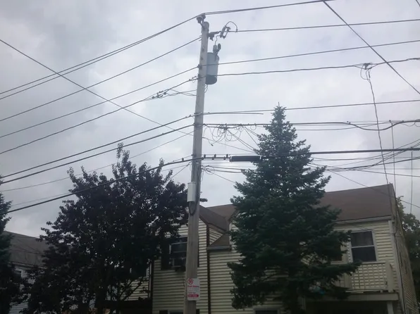 69 Lucerne St, Dorchester, MA 02124