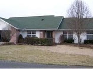 2136 Acacia Club Rd, Hollister, MO 65672