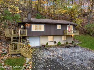 5859 Decker Rd, Bushkill, PA 18324