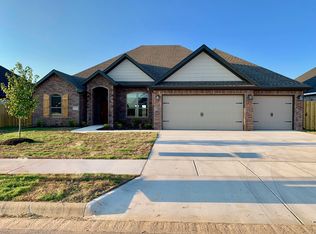 1410 Blue Moon Rd, Centerton, AR 72719