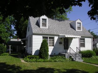 1015 Good Pl, South Bend, IN 46616