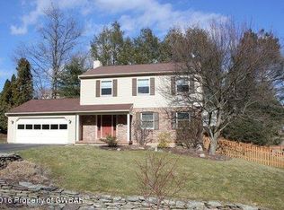 16 Druid Hills Dr, Shavertown, PA 18708