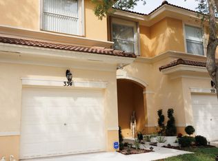 334 River Bluff Ln, Royal Palm Beach, FL 33411