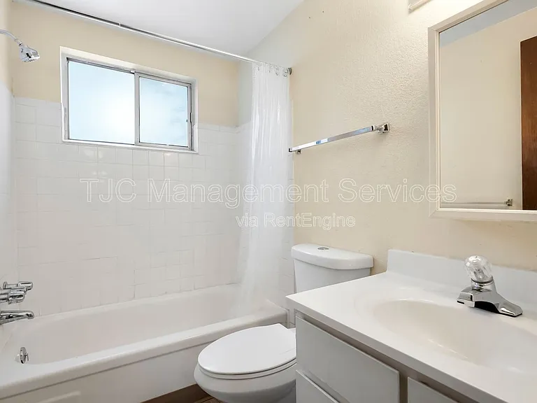 27 S Sherman St #204 — Photo 10