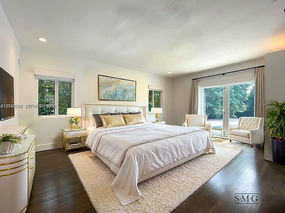 5th image of 530 Sabal Palm Rd