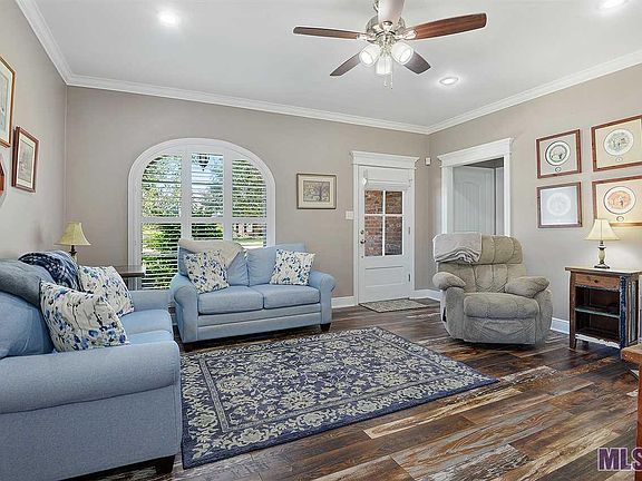 4th image of 32804 Faulkner Dr