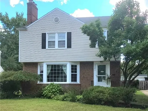 2281 Traymore Rd, University Heights, OH 44118