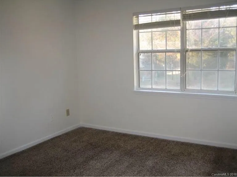 12705 Tucker Crossing Ln — Photo 14