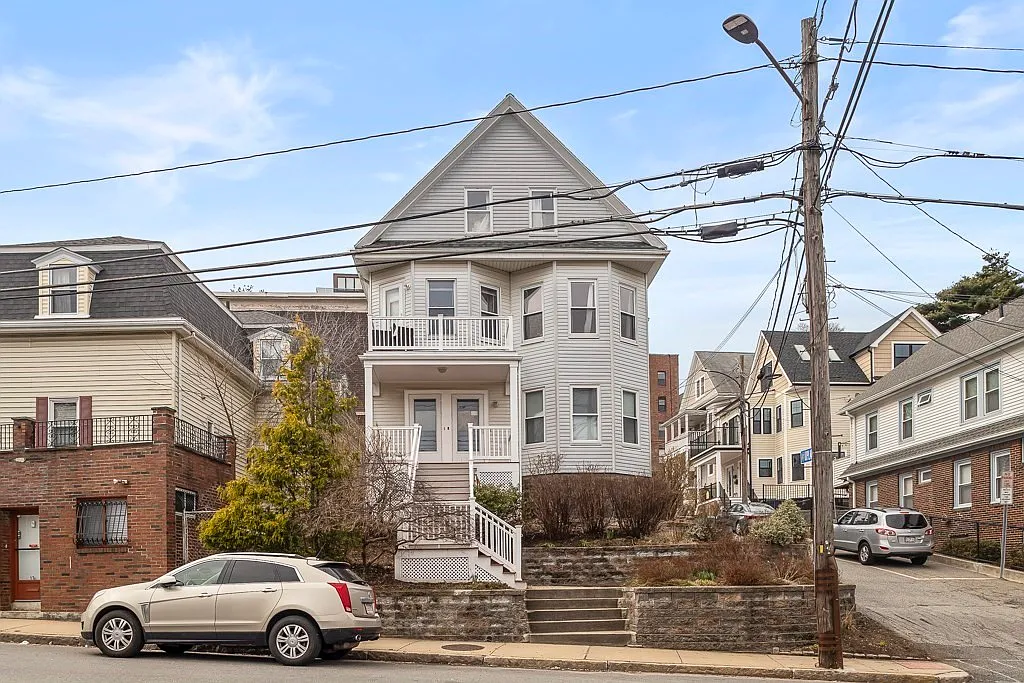 Building Photo - 55 Main St #-