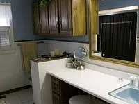 1401 Cambridge Dr photo 1