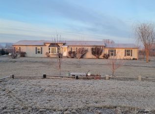26161 Doi Ln, Parma, ID 83660