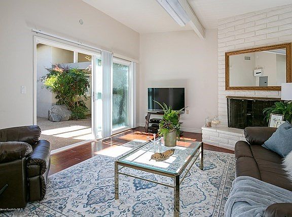 2102 Bristow Dr 015-mls