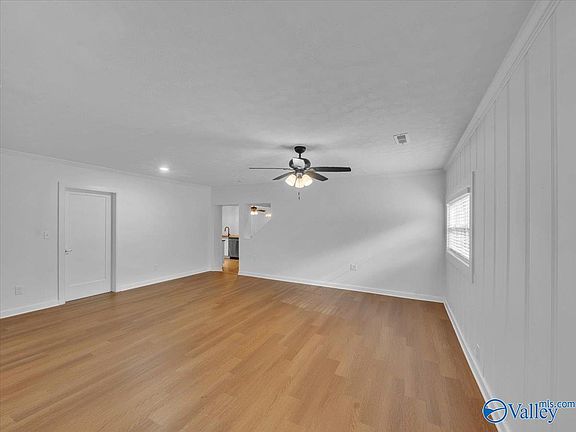3rd image of 4284 Old Moulton Rd SW