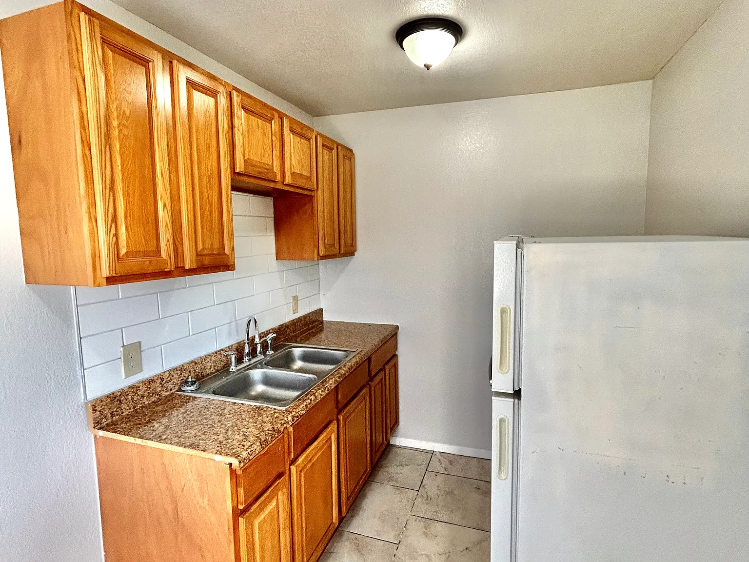 850 S Terrace Dr — Photo 4