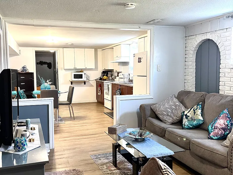 7841 Martin Grove Rd #LOWER LEVEL — Photo 7