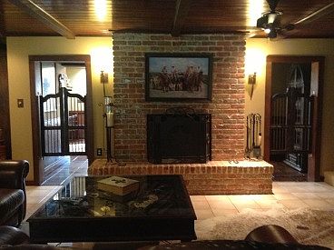 3rd image of 3405 Briar Ln