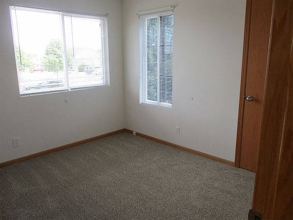 5th image of 119 Hartford Dr