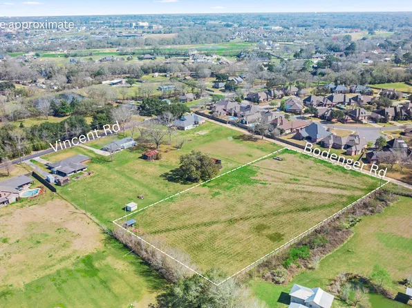 122 Bodenger Rd, Lafayette, LA 70508