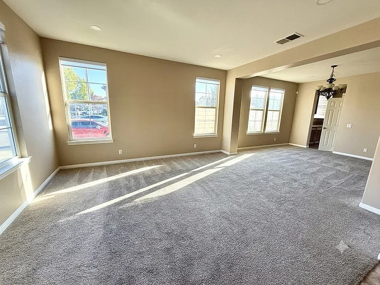 34413 Waltham Pl — Photo 6