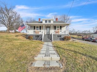 1924 Snider Ln, Pulaski, VA 24301