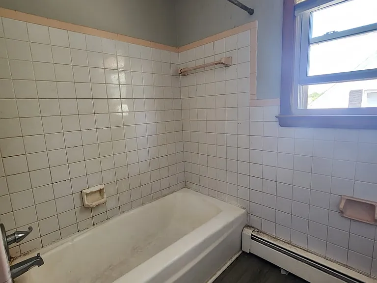 127 Warner St #22 — Photo 11