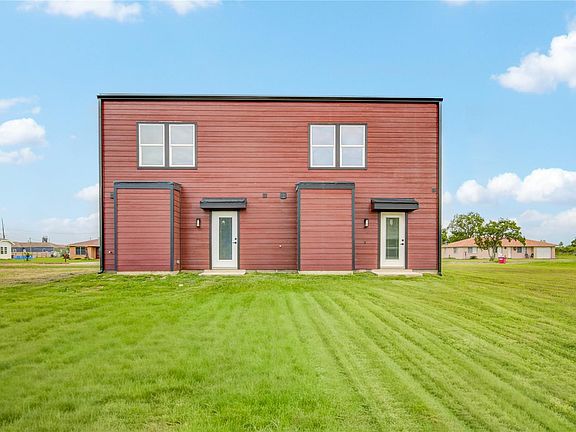 3rd image of 214/216 S Avenue I