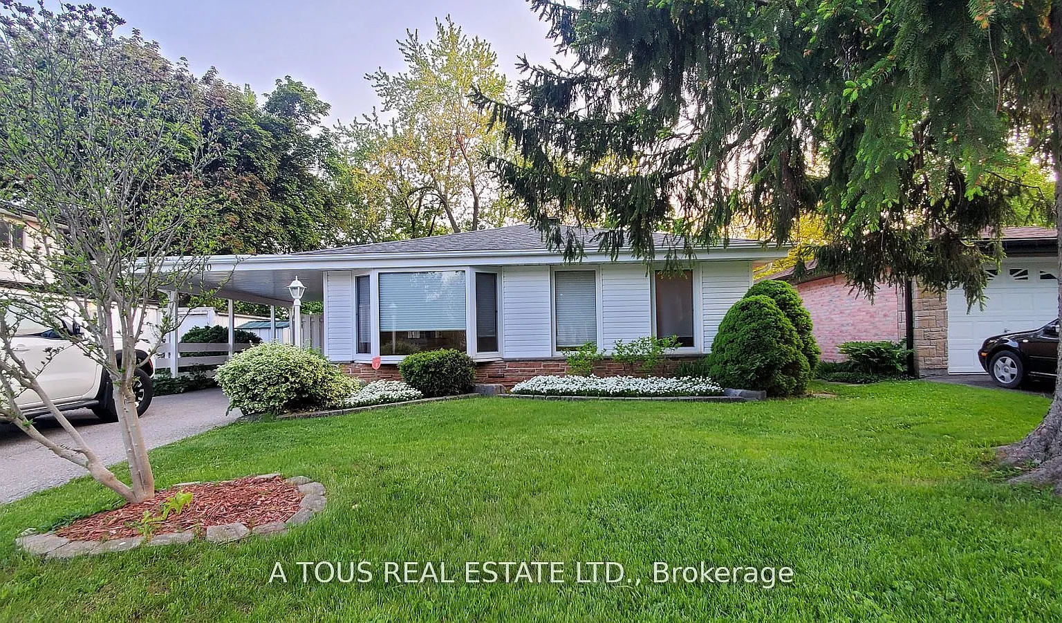 4 bed, $3,445 — Photo 1