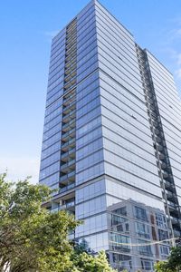 860 W Blackhawk St Unit 1702, Chicago, IL, 60642