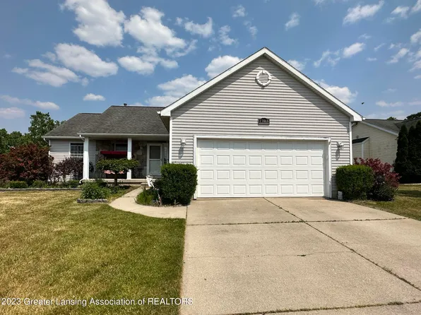 13868 Harvest Ln, Bath, MI 48808