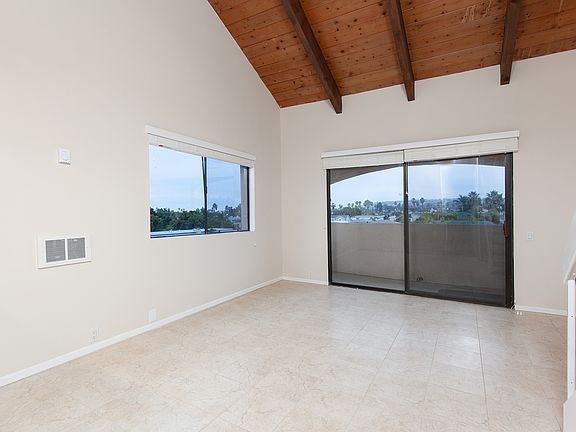 5th image of 1225 Pacific Beach Dr