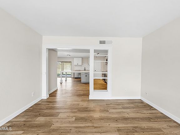 3rd image of 17623 N 30TH Avenue