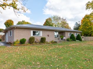 35613 Victoria St, Southwest Middlesex, ON N0L 1M0