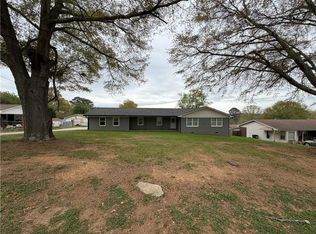 618 Hillside Dr, Cedartown, GA 30125