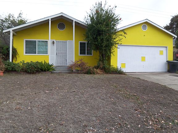 2nd image of 3894 Santa Fe Way