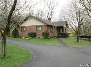 1849 Bushkill Dr, Easton, PA 18040