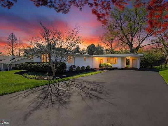 2nd image of 3415 Manor Hill Rd