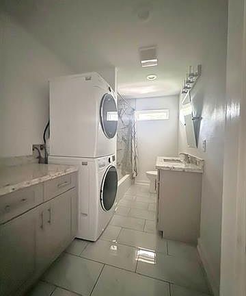 5th image of 2301 Esteban St