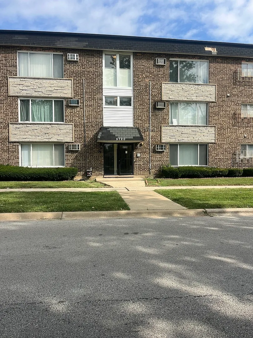 1 bed, 775 sqft, $1,400 — Photo 1