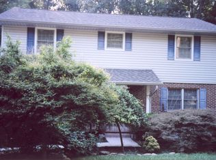 1929 Stonebrook Dr, Knoxville, TN 37923