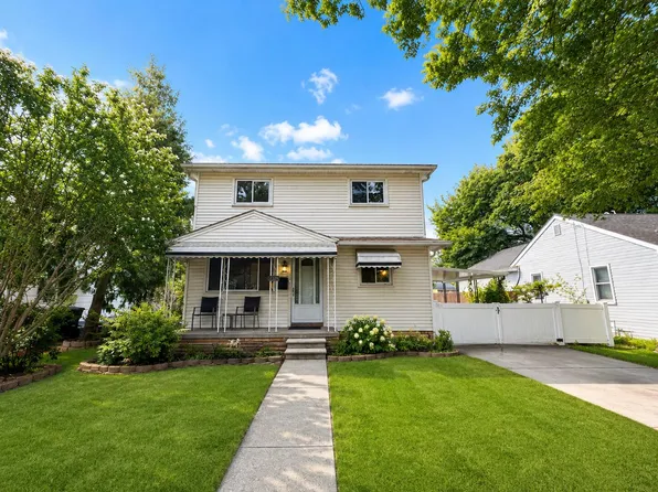 11920 Cavell St, Livonia, MI 48150