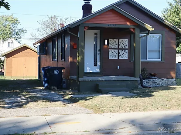 4227 Farnham Ave, Dayton, OH 45420
