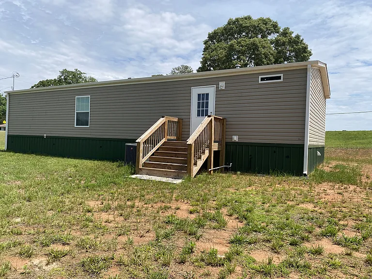 6443 Highway 145 — Photo 2