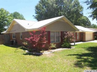 1308 Camellia Dr SW, Decatur, AL 35601