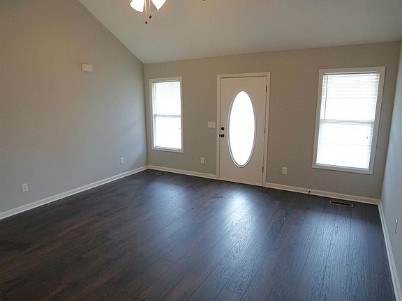 5th image of 37 Jamie Cir