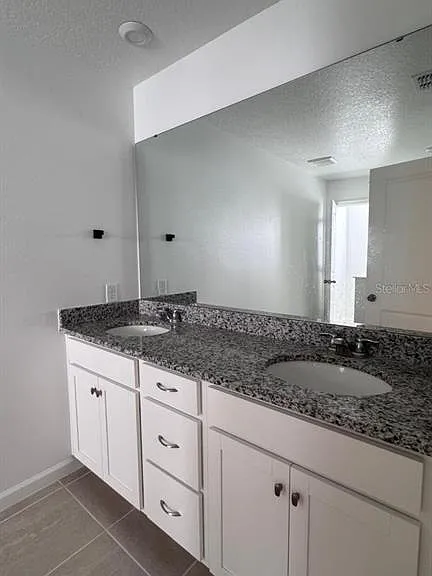 1102 Seaside Mist Trl — Photo 27